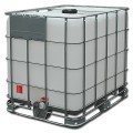 Емкости кубические 1000 литров на металлическом поддоне 